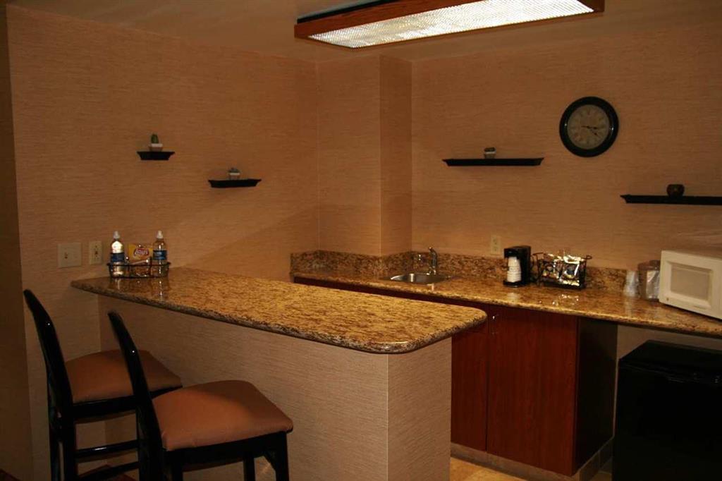 Hampton Inn East Peoria Room photo