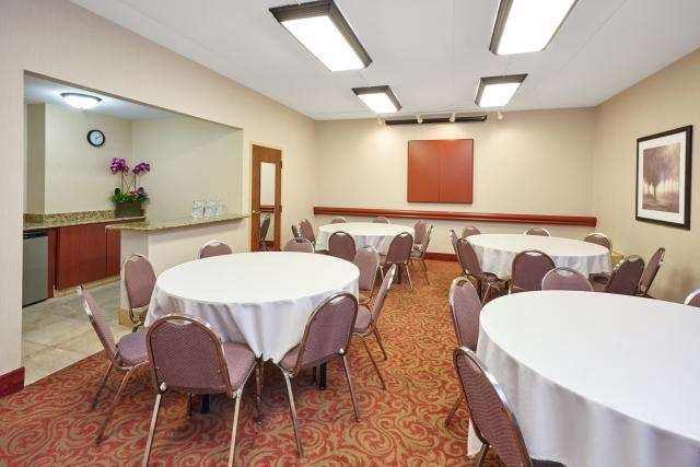 Hampton Inn East Peoria Facilities photo